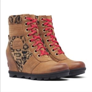 Sorel Lexie Wedge Leopard Boots